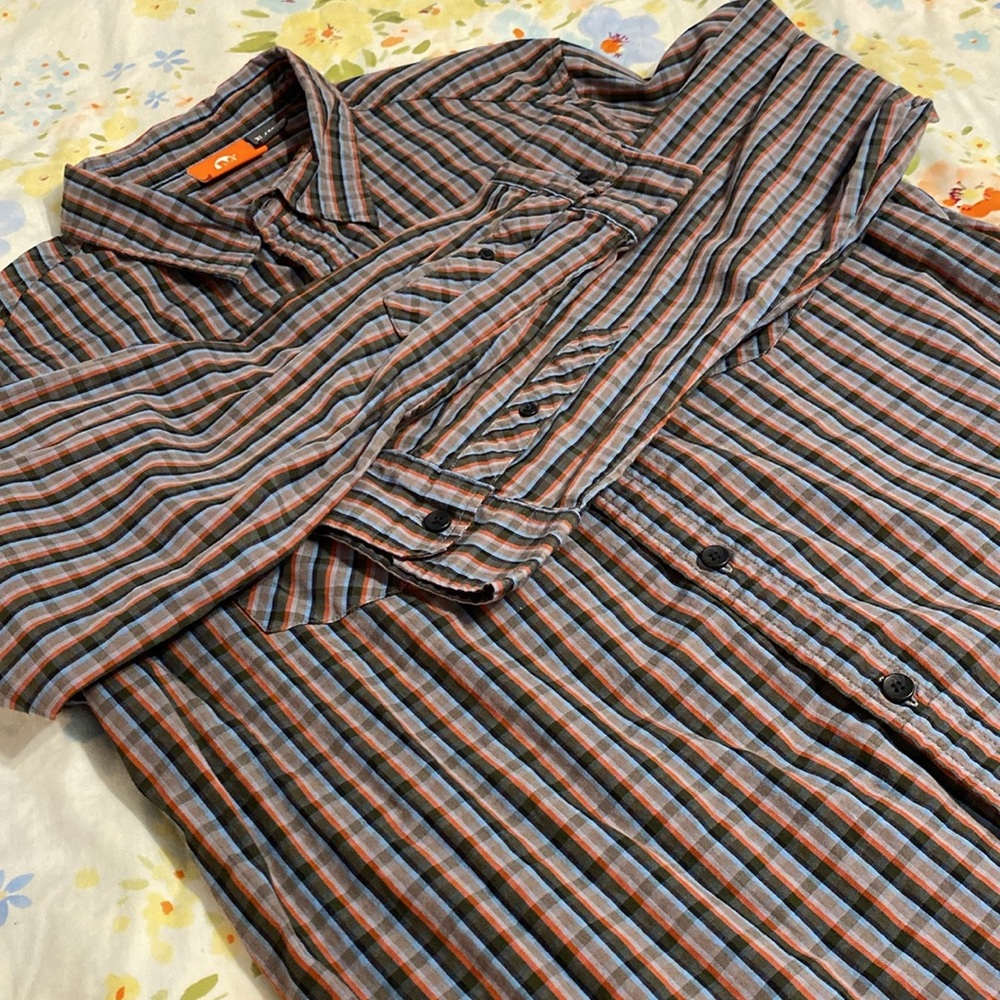 Merrell button down - Picture 6 of 6